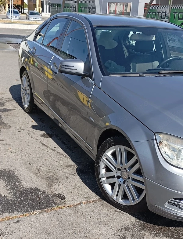 MERCEDES-BENZ C-Class 2010 — imagine 2