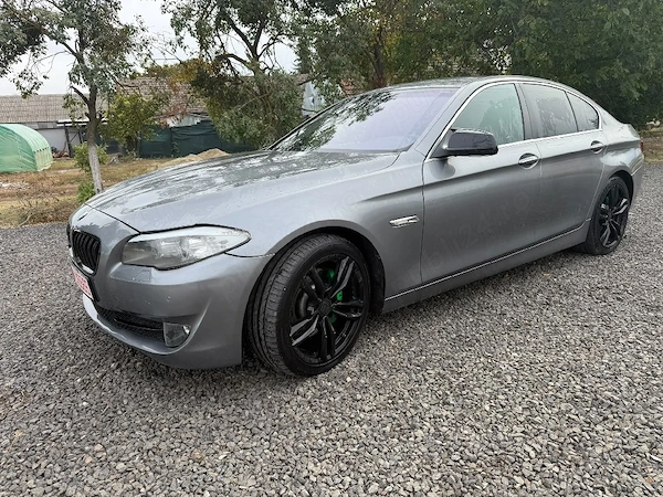 BMW Seria 5 2013 — imagine 5