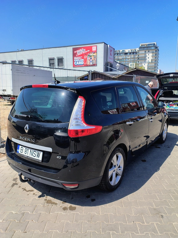RENAULT Grand Scenic 2011 — imagine 2