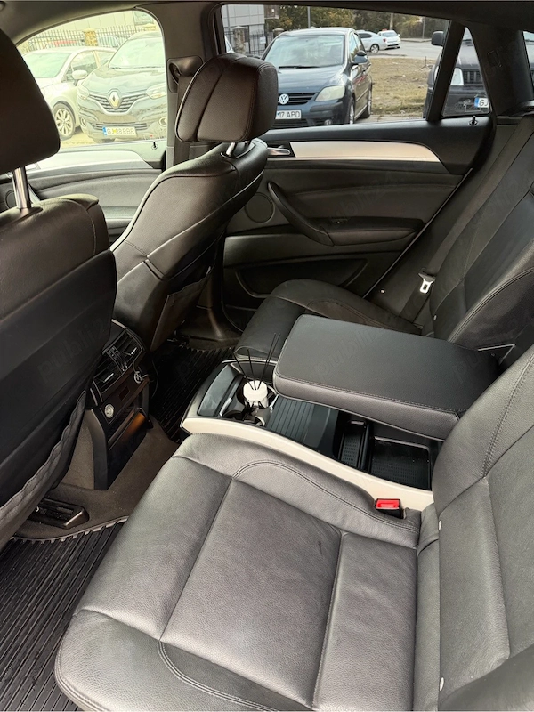 BMW  2010 — imagine 9