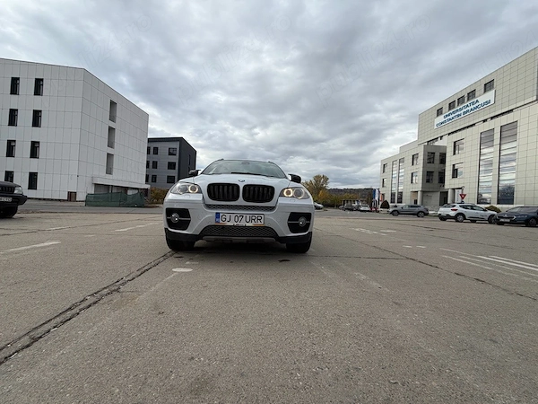 BMW  2010 — imagine 4