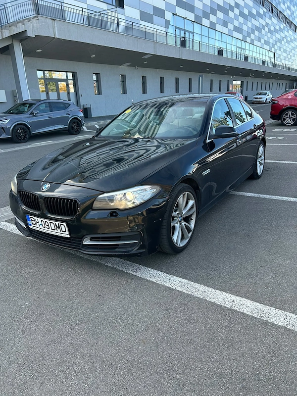 BMW Seria 5 2013 — imagine 2