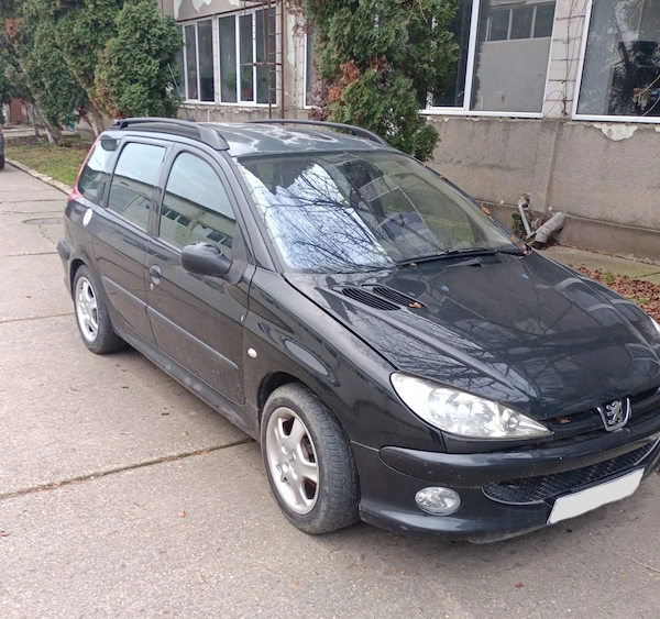 PEUGEOT 206 2002 — imagine 2
