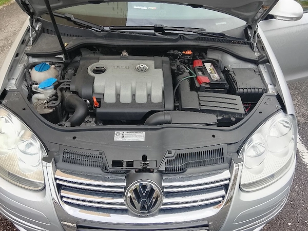 VOLKSWAGEN Golf 2009 — imagine 1