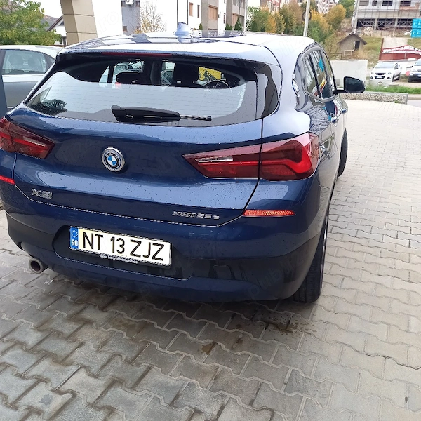 BMW  2022 — imagine 4