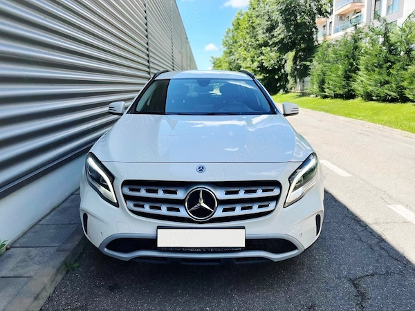MERCEDES-BENZ GLA 2017 — imagine 2