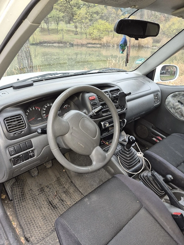 SUZUKI Grand Vitara 2001 — imagine 3