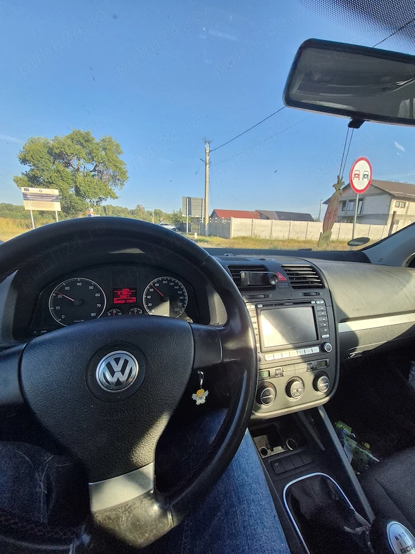 VOLKSWAGEN Golf 2006 — imagine 5