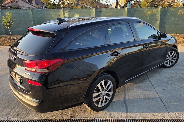 HYUNDAI i30 2019 — imagine 4