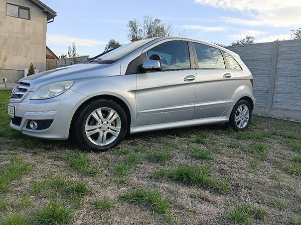MERCEDES-BENZ B-Class 2011 — imagine 5