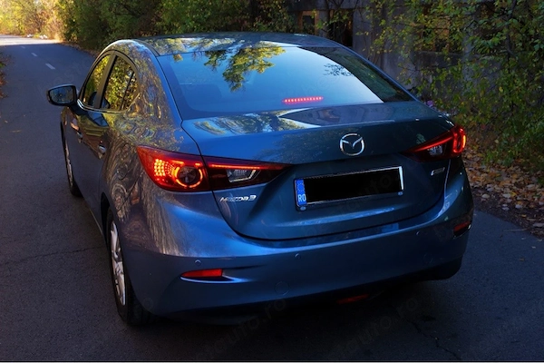 MAZDA 3 2018 — imagine 2