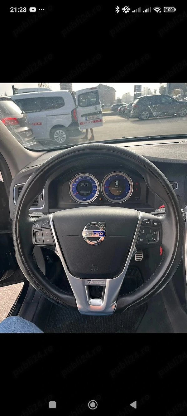 VOLVO V60 2013 — imagine 8