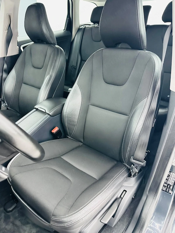 VOLVO XC60 2016 — imagine 11