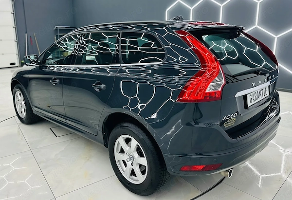 VOLVO XC60 2016 — imagine 4