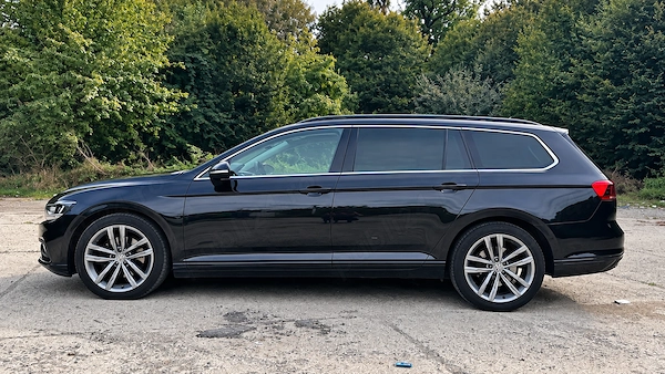 VOLKSWAGEN Passat 2020 — imagine 9