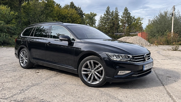 VOLKSWAGEN Passat 2020 — imagine 3