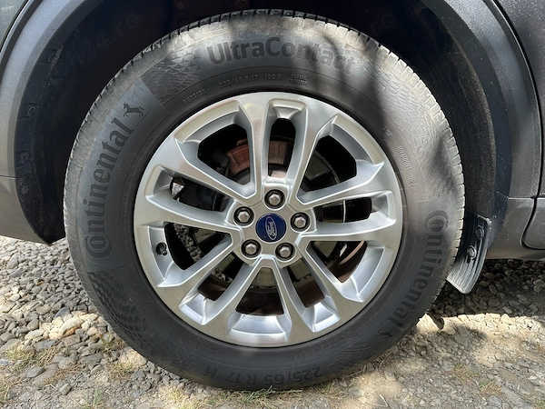 FORD Kuga 2019 — imagine 4