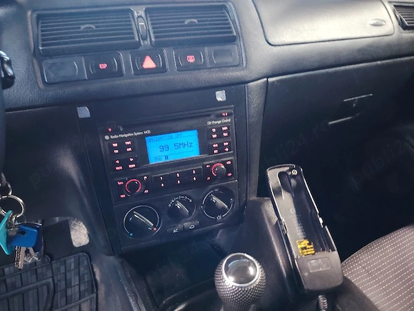 VOLKSWAGEN Golf 2003 — imagine 7