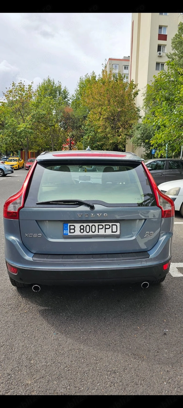 VOLVO XC60 2011 — imagine 4