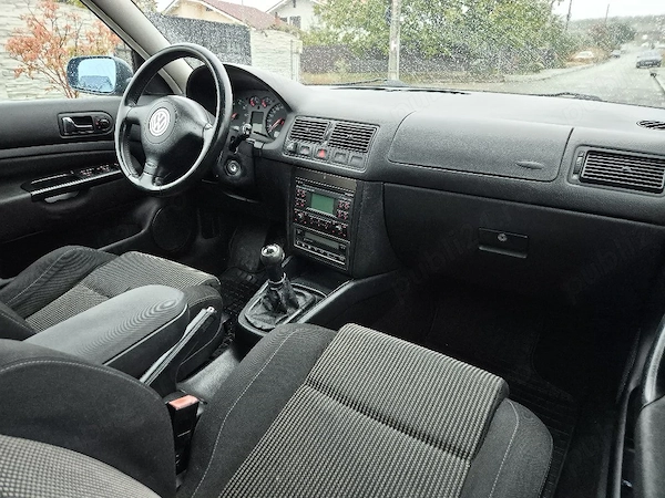 VOLKSWAGEN Golf 2003 — imagine 5