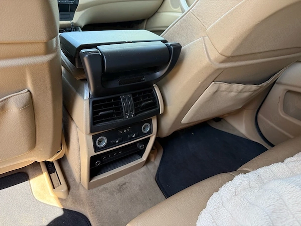 BMW X5 2010 — imagine 2