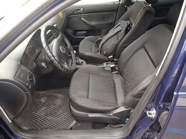 VOLKSWAGEN Golf 2003 — imagine 6