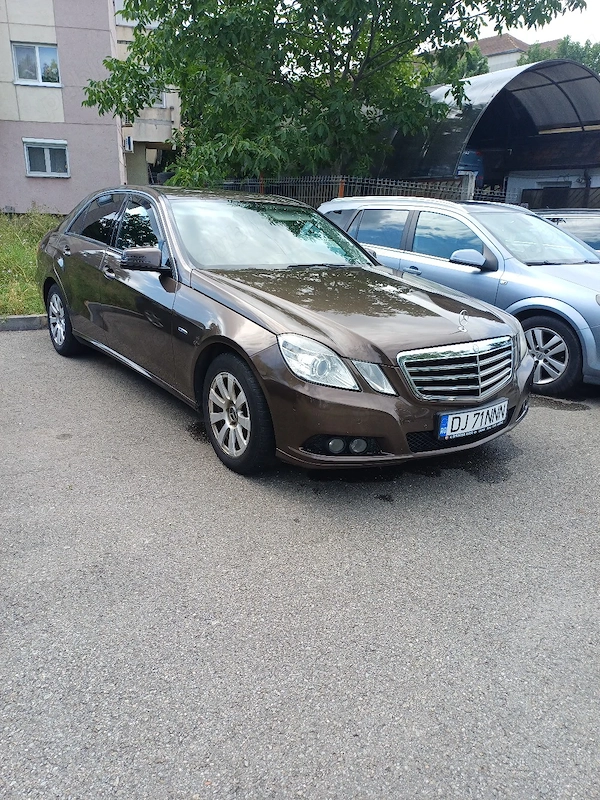 MERCEDES-BENZ E-Class 2012 — imagine 2