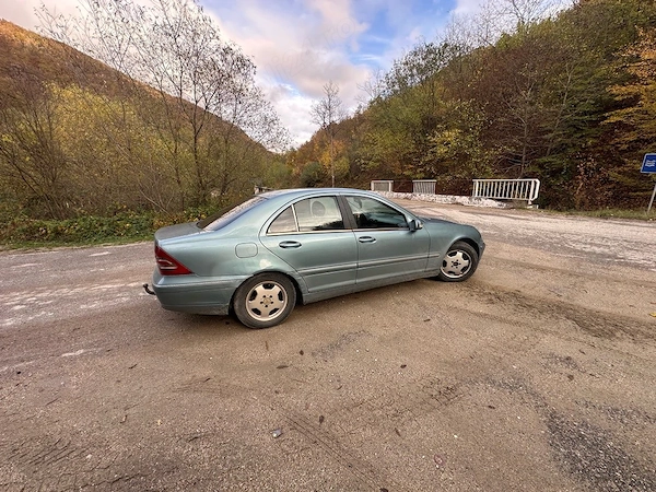 MERCEDES-BENZ C-Class 2001 — imagine 2