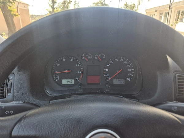 VOLKSWAGEN Golf 2001 — imagine 2