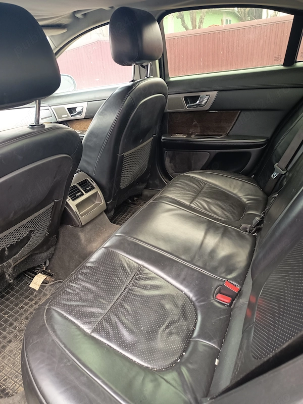 JAGUAR XF 2009 — imagine 3