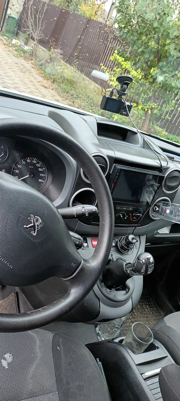 PEUGEOT Partner 2018 — imagine 2