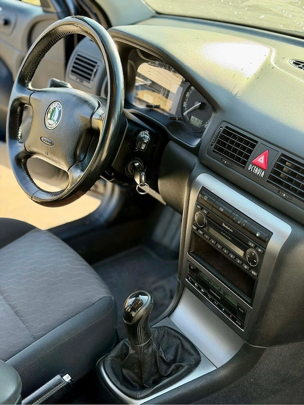 SKODA Octavia 2004 — imagine 4