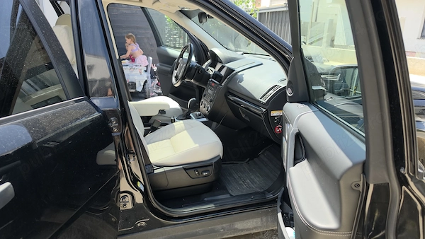 LAND ROVER Freelander 2011 — imagine 6