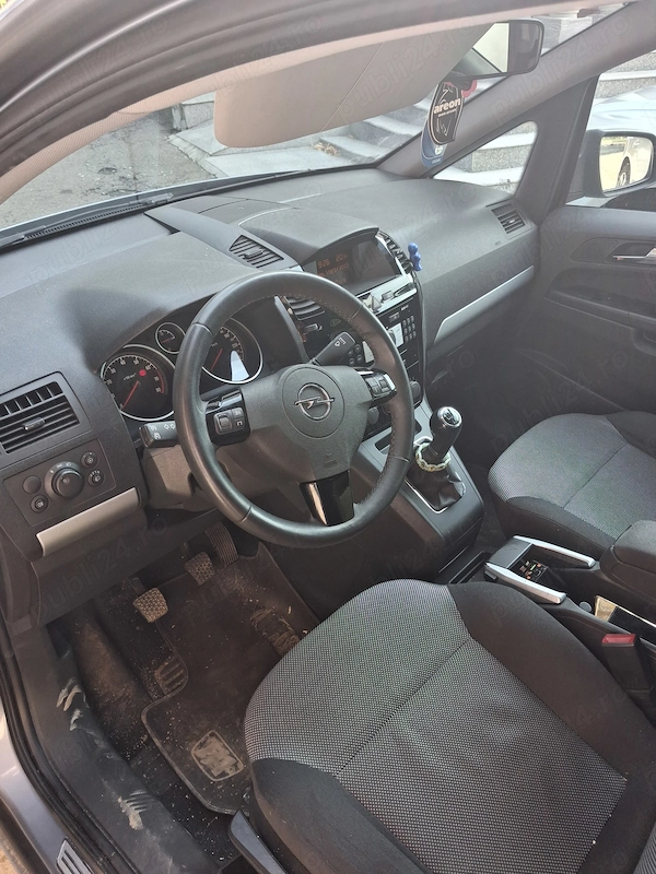 OPEL Zafira 2010 — imagine 2