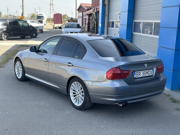 BMW Seria 3 2010 — imagine 4