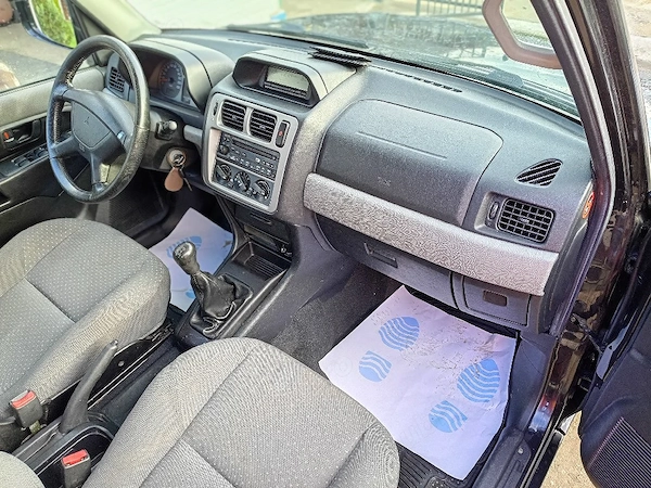 Mitsubishi Pajero Pinin 2006 benzină, 3.390 € — imagine 4
