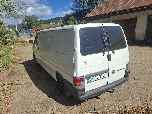 Volkswagen Transporter 2001 diesel, 1.500 € — imagine 3