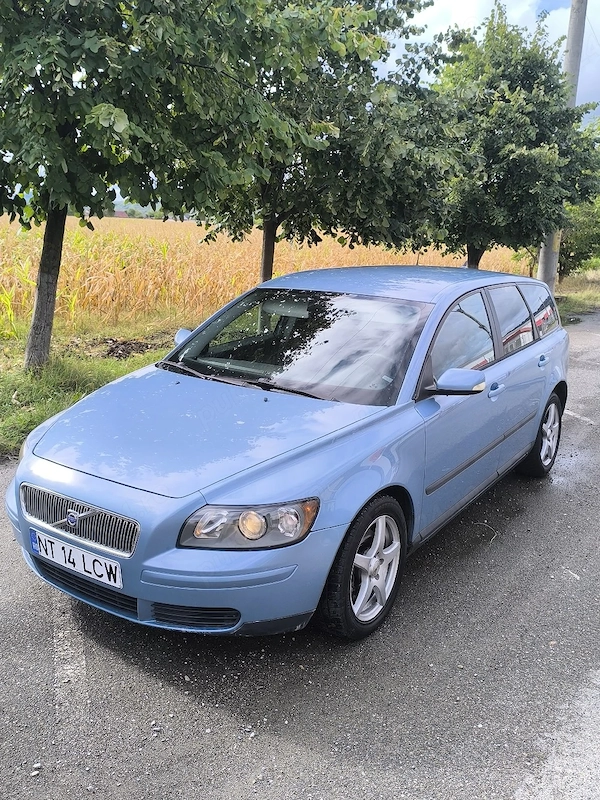 VOLVO V50 2005 — imagine 1