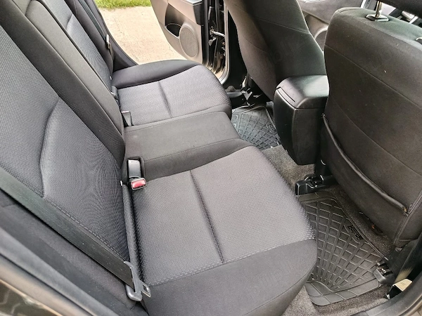Mazda 3 2010 diesel, 2.450 € — imagine 9