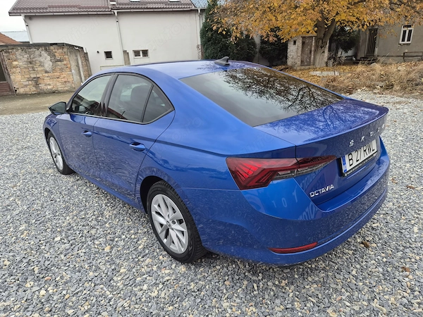 SKODA Octavia 2023 — imagine 6