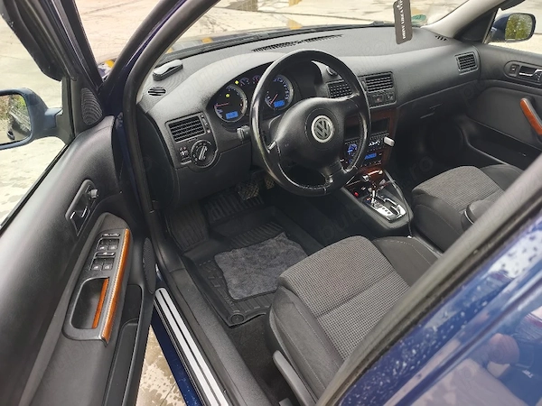 VOLKSWAGEN Bora 2003 — imagine 5