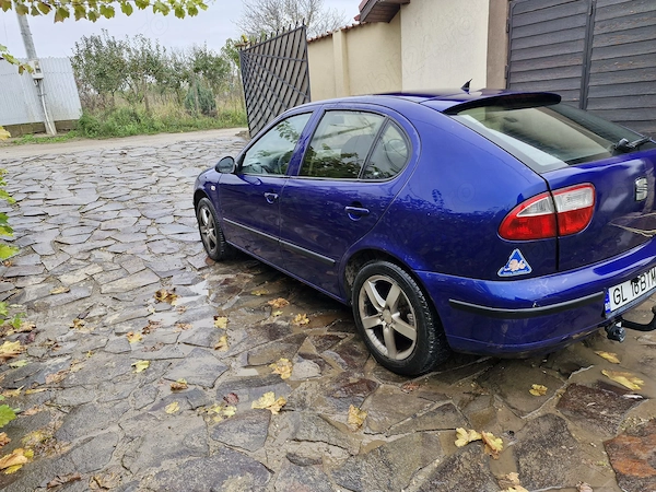 Seat Leon 2005 benzină, 935 € — imagine 4