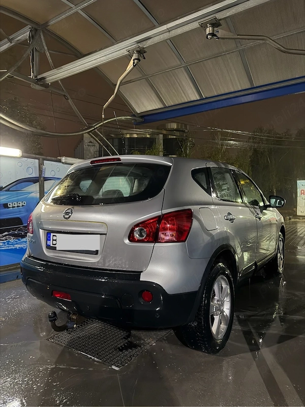 Nissan Qashqai 2009 benzină, 2.950 € — imagine 2