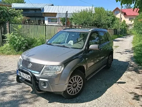 Suzuki Grand Vitara 2009 diesel, 3.700 € — imagine 3