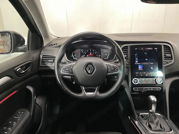 RENAULT Megane 2023 — imagine 6