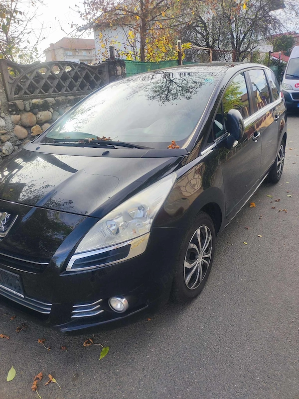 Peugeot 5008 2010 benzină, 1.900 € — imagine 4