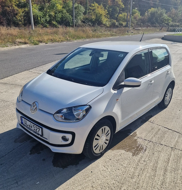 Volkswagen Up 2016 benzină, 3.700 € — imagine 3
