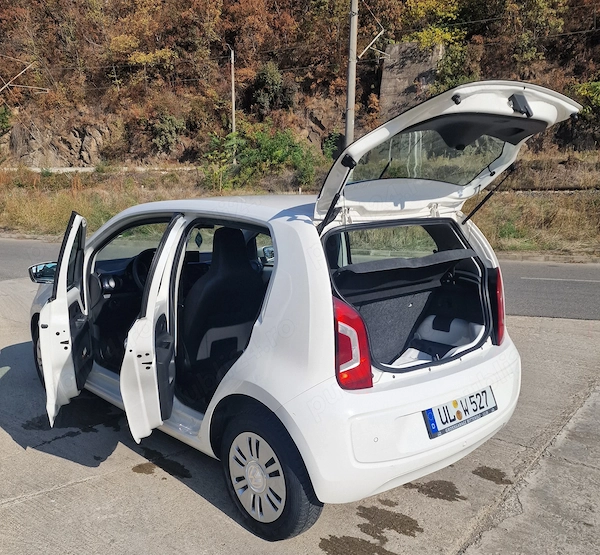 Volkswagen Up 2016 benzină, 3.700 € — imagine 7