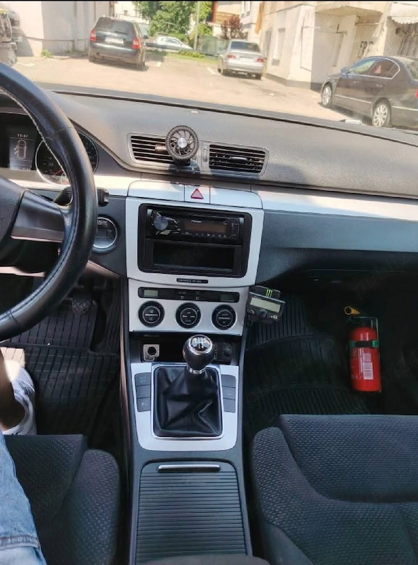 Volkswagen Passat 2010 diesel, 2.700 € — imagine 5