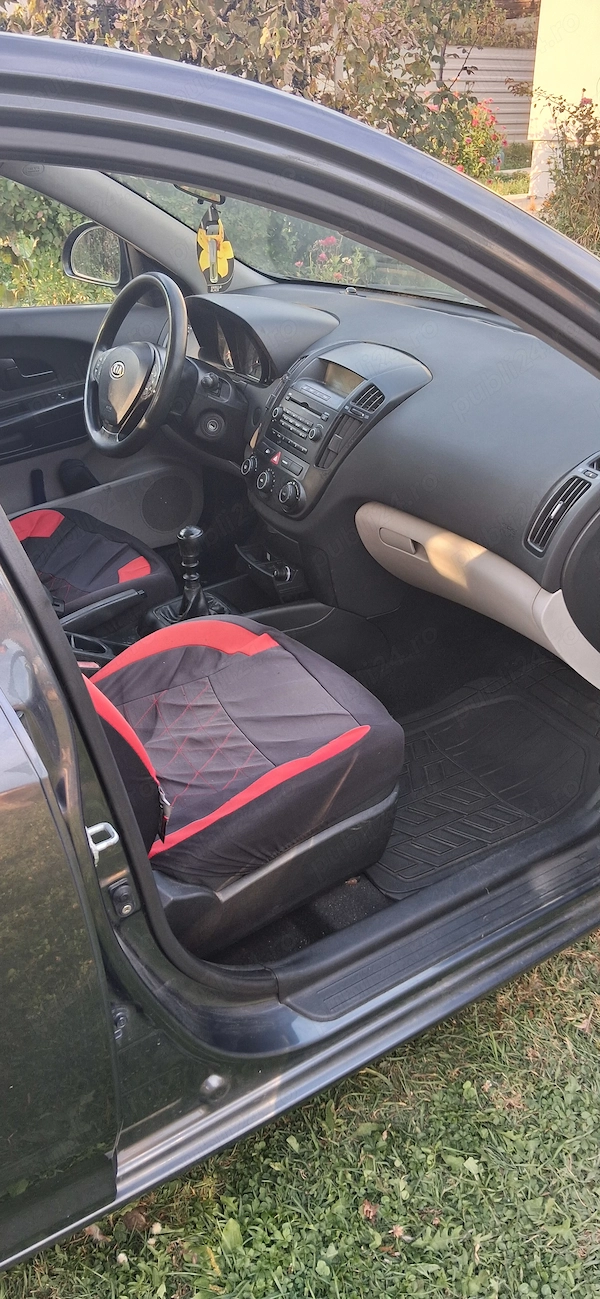Kia Ceed 2009 benzină, 1.911 € — imagine 7